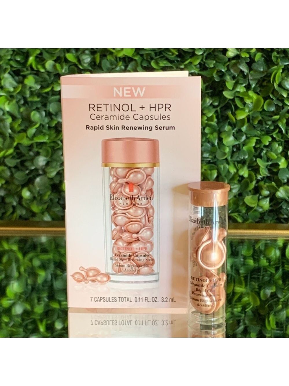Elizabeth Arden Retinol + HPR Ceramide Capsules Rapid Skin Renewing Serum | NEW